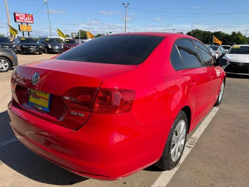 Red 2012 Volkswagen Jetta SE