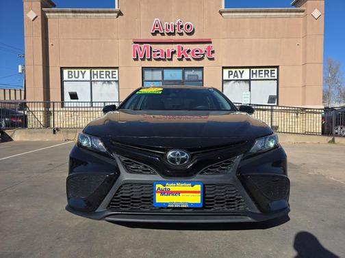 2024 Toyota Camry SE Nightshade