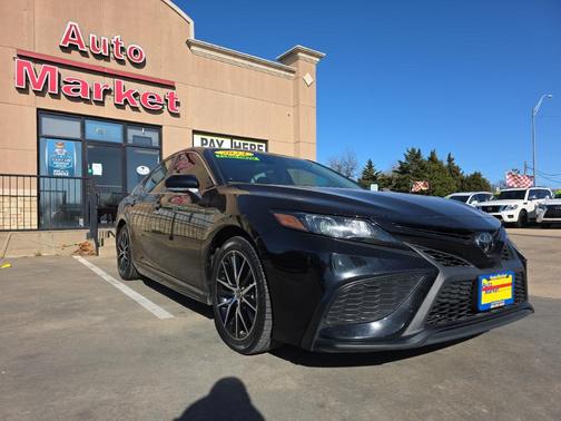 2024 Toyota Camry SE Nightshade