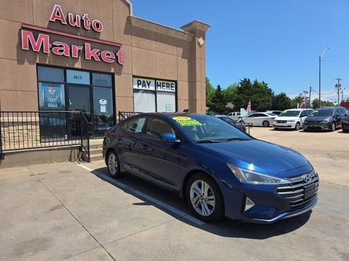 Red 2020 Hyundai ELANTRA SEL