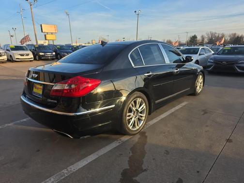 2013 Hyundai Genesis 3.8