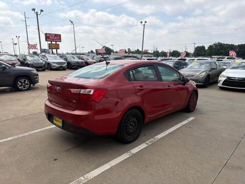 Red 2015 Kia Rio LX