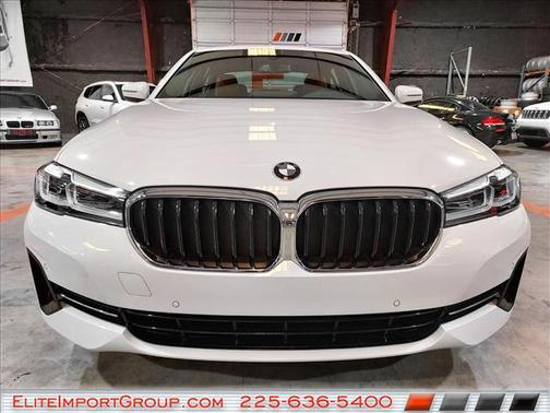 2022 BMW 530 i
