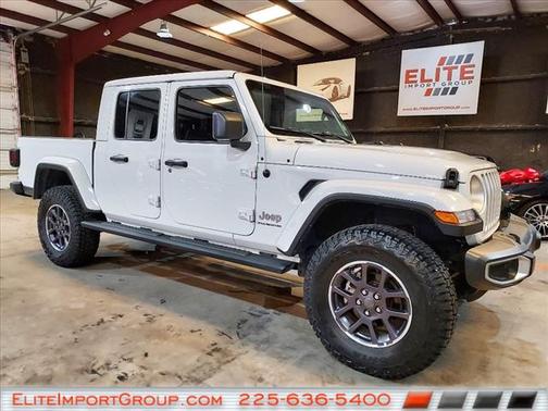 2023 Jeep Gladiator Overland
