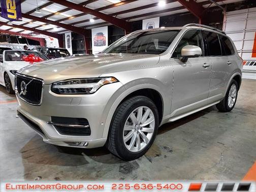2016 Volvo XC90 T6 Momentum