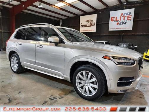 2016 Volvo XC90 T6 Momentum