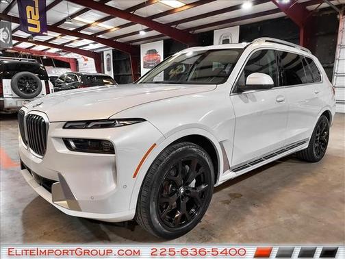 Mineral White Metallic 2025 BMW X7 xDrive40i