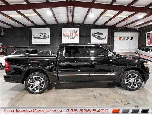 Diamond Black Crystal Pearlcoat 2020 RAM 1500 Limited