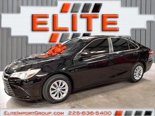 2017 Toyota Camry LE