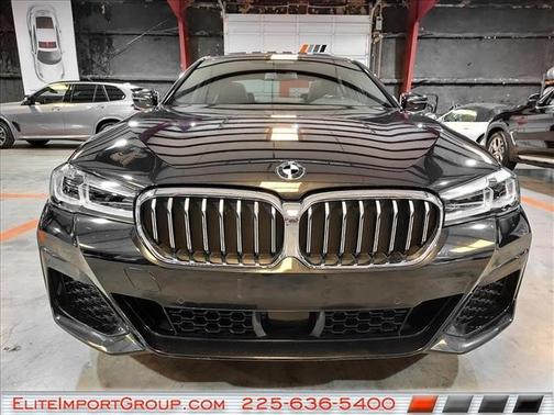 Black Sapphire Metallic 2021 BMW 530 530i