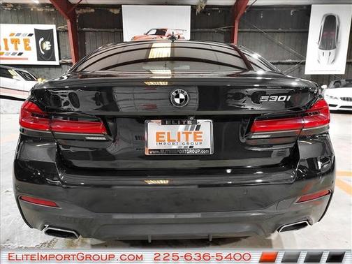 Black Sapphire Metallic 2021 BMW 530 530i