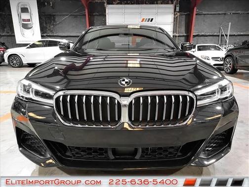 Black Sapphire Metallic 2021 BMW 530 530i