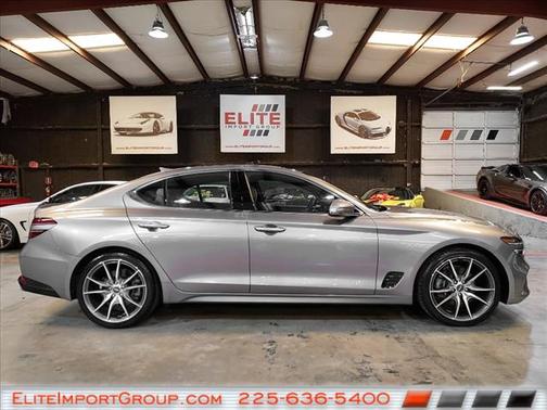 2022 Genesis G70 2.0T RWD