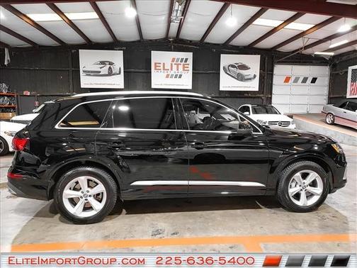 Night Black 2021 Audi Q7 45 Premium