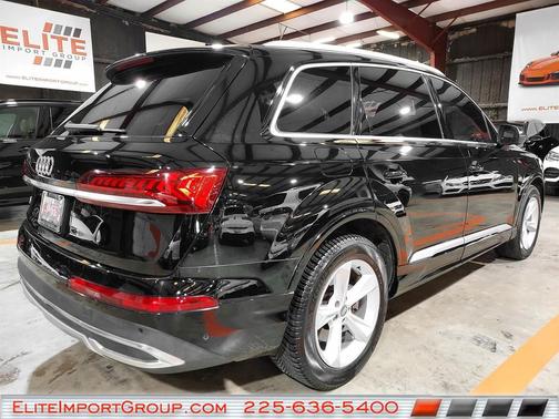 Night Black 2021 Audi Q7 45 Premium