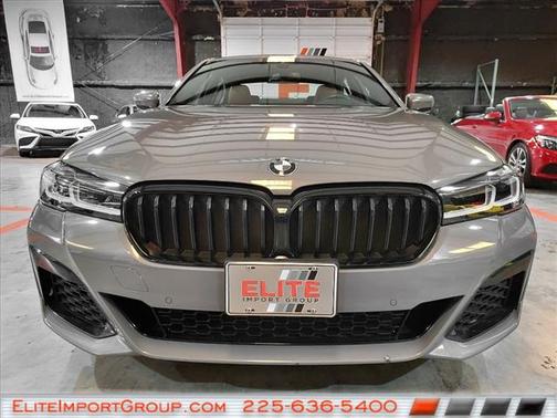 2022 BMW 540 i