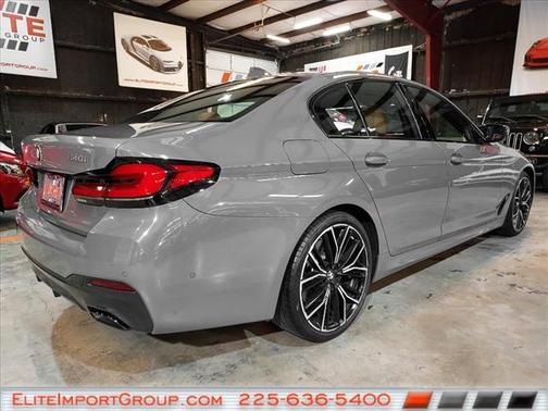 2022 BMW 540 i