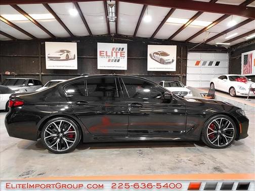 Black Sapphire Metallic 2023 BMW 530 i