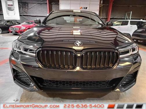 2022 BMW 530 i