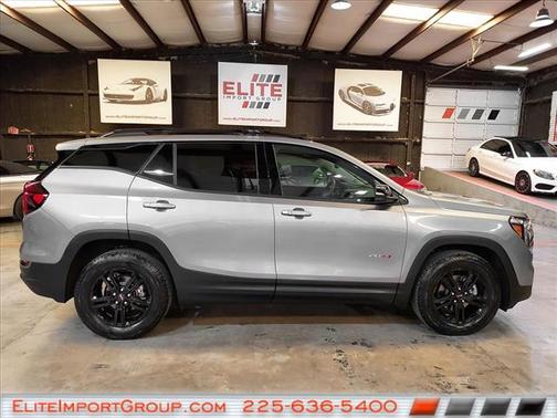 2024 GMC Terrain AWD AT4