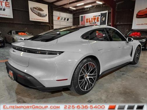 2022 Porsche Taycan 4dr Sedan