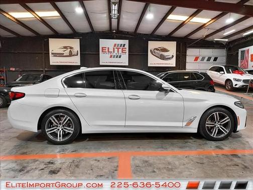 Mineral White Metallic 2023 BMW 530 i