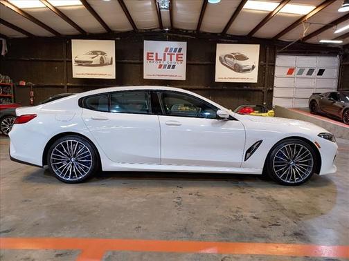 2022 BMW 840 i