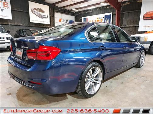 2017 BMW 330e iPerformance