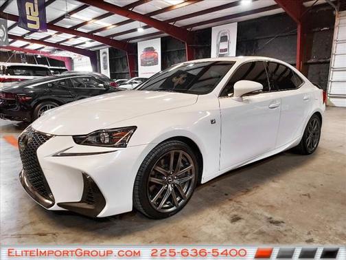 2018 Lexus IS 300 Base