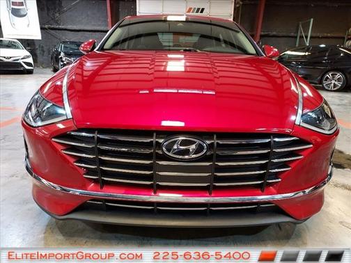 2022 Hyundai SONATA SE