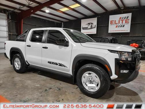 2024 Nissan Frontier SV