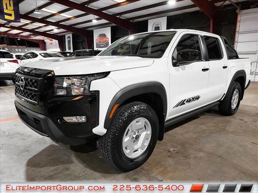 2024 Nissan Frontier SV