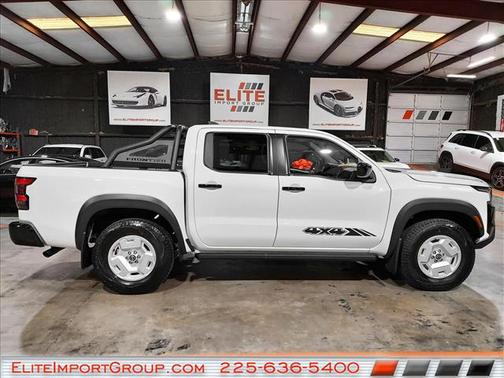 2024 Nissan Frontier SV