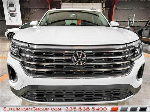 Pure White 2024 Volkswagen Atlas 2.0T SE w/Technology