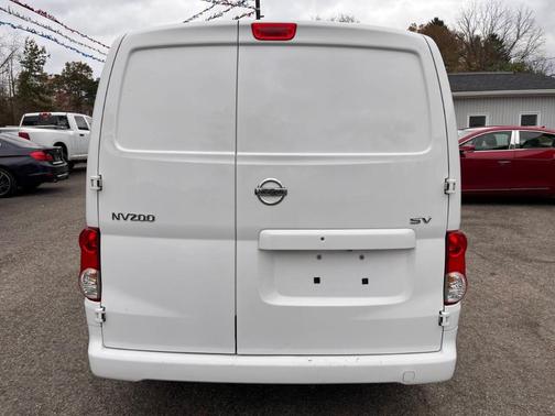 2018 Nissan NV200 SV