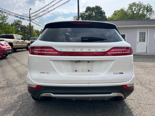 2016 Lincoln MKC Select