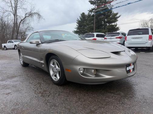 2000 Pontiac Firebird 