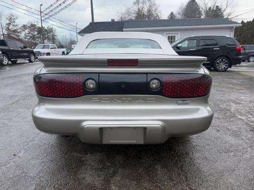 2000 Pontiac Firebird 