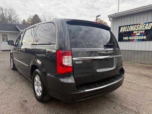 2012 Chrysler Town & Country Touring