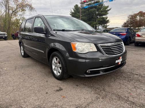 2012 Chrysler Town & Country Touring