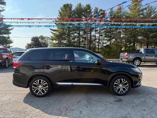 2018 Mitsubishi Outlander SE