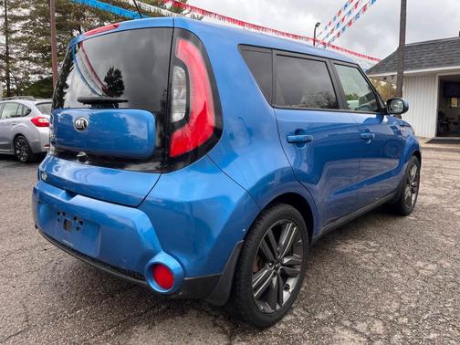 2015 Kia Soul +