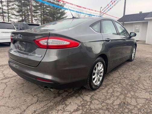 2015 Ford Fusion S