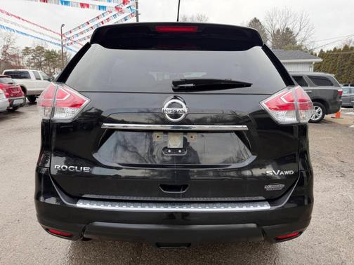 2016 Nissan Rogue SV