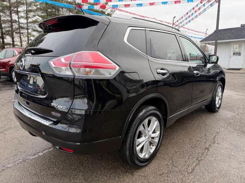 2016 Nissan Rogue SV