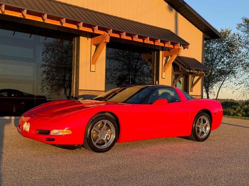 2002 Chevrolet Corvette Base