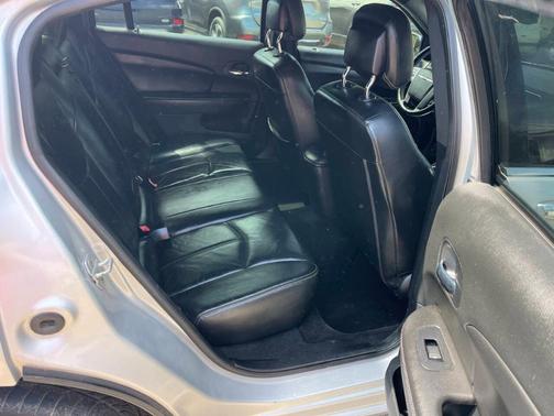 2012 Chrysler 200 Limited