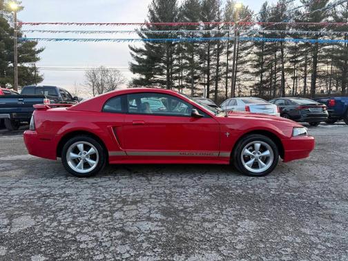 2002 Ford Mustang Base
