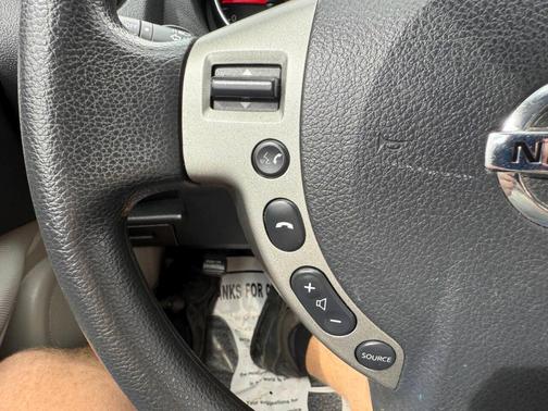 2013 Nissan Rogue SV