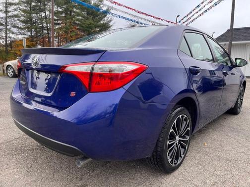 2015 Toyota Corolla S Plus